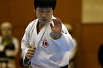 平成21年度日本拳法連盟鏡開き式
青山学院大学・出雲達成 初段による形演武（火流の形）。