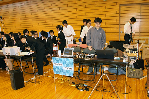 日本拳法第23回東日本大学リーグ戦 ニコニコ生放送を使って試験運用をされた、大会のインターネット生中継。
IMG_8268.JPG