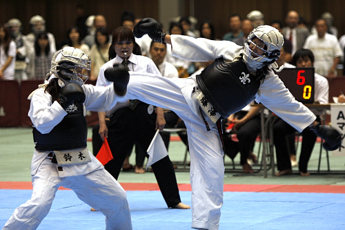 日本拳法第24回全国大学選抜選手権大会 ブロック対抗女子。
_MG_0394.JPG