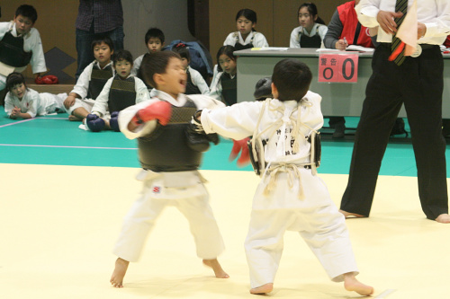 第4回日本拳法関東少年選手権大会 
PICT0006.jpg