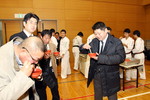 平成27年度日本拳法連盟鏡開き式
恒例のおしるこ会が復活。