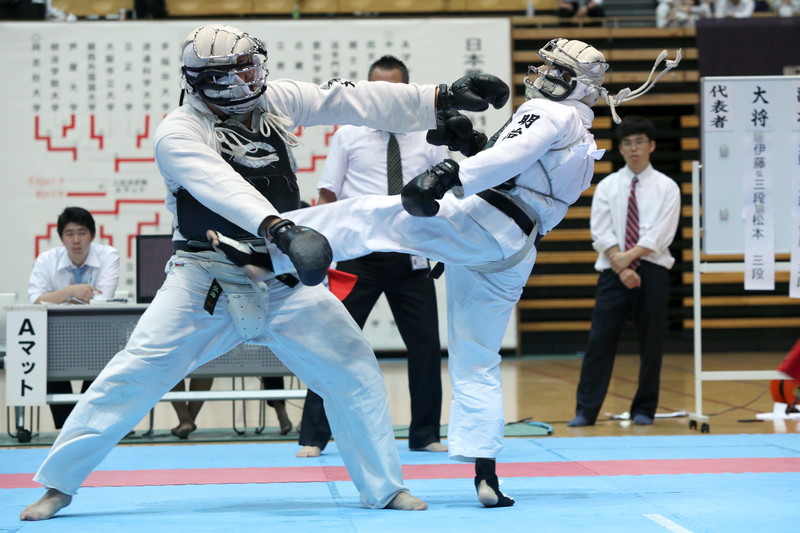 日本拳法第31回全国大学選抜選手権大会 
E5D_6701.JPG